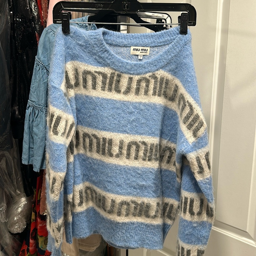 Blue sweater “Miu miu”